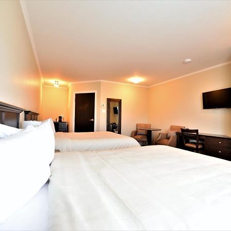 Carleton-sur-Mer Motel L'Abri מראה חיצוני תמונה